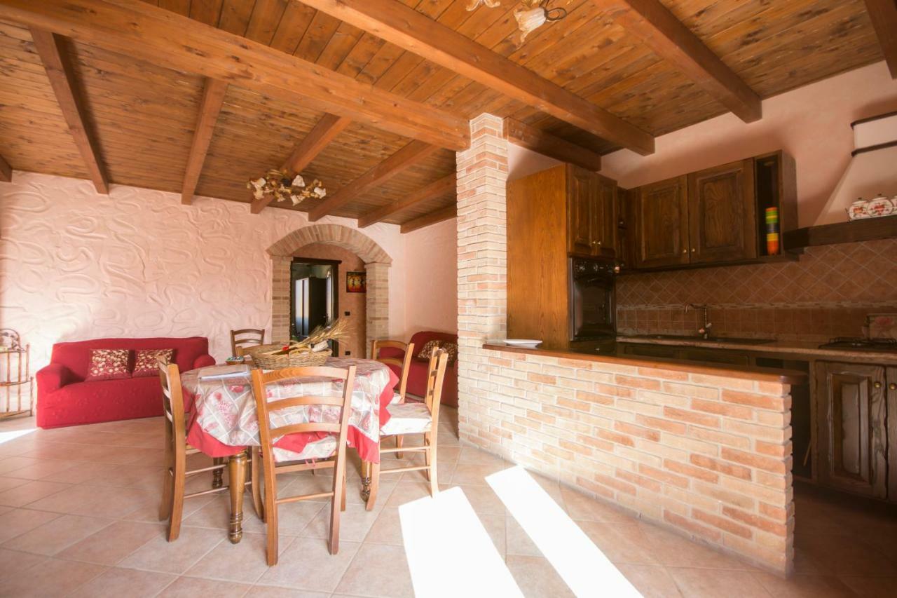 Casa Vacanza Il Mandorlo Domusnovas Luaran gambar
