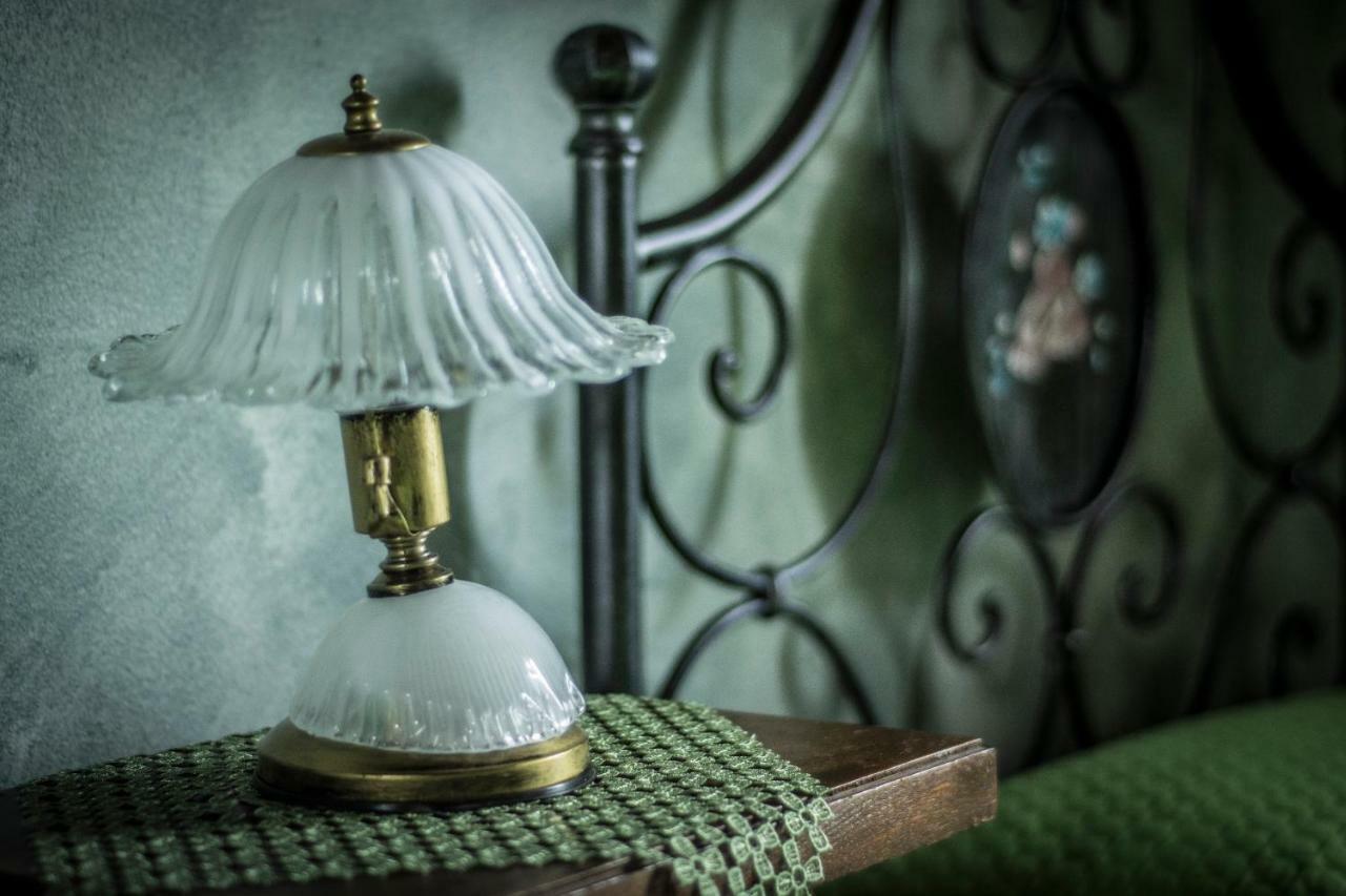 Casa Vacanza Il Mandorlo Domusnovas Luaran gambar